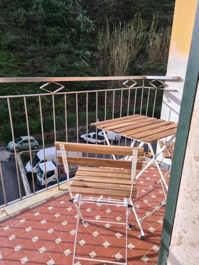 Pippo A Vernazza Rooms Екстер'єр фото
