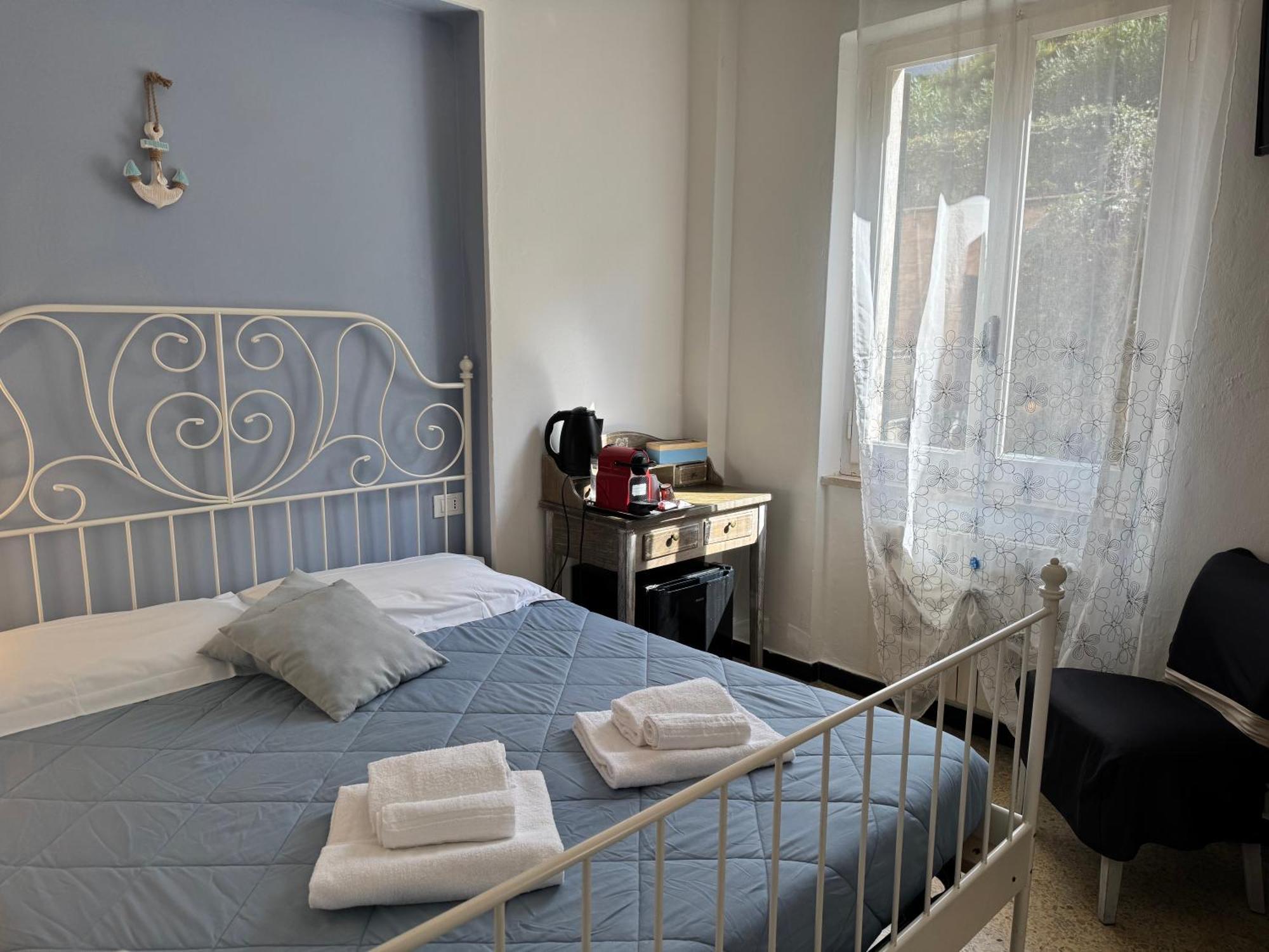 Pippo A Vernazza Rooms Екстер'єр фото