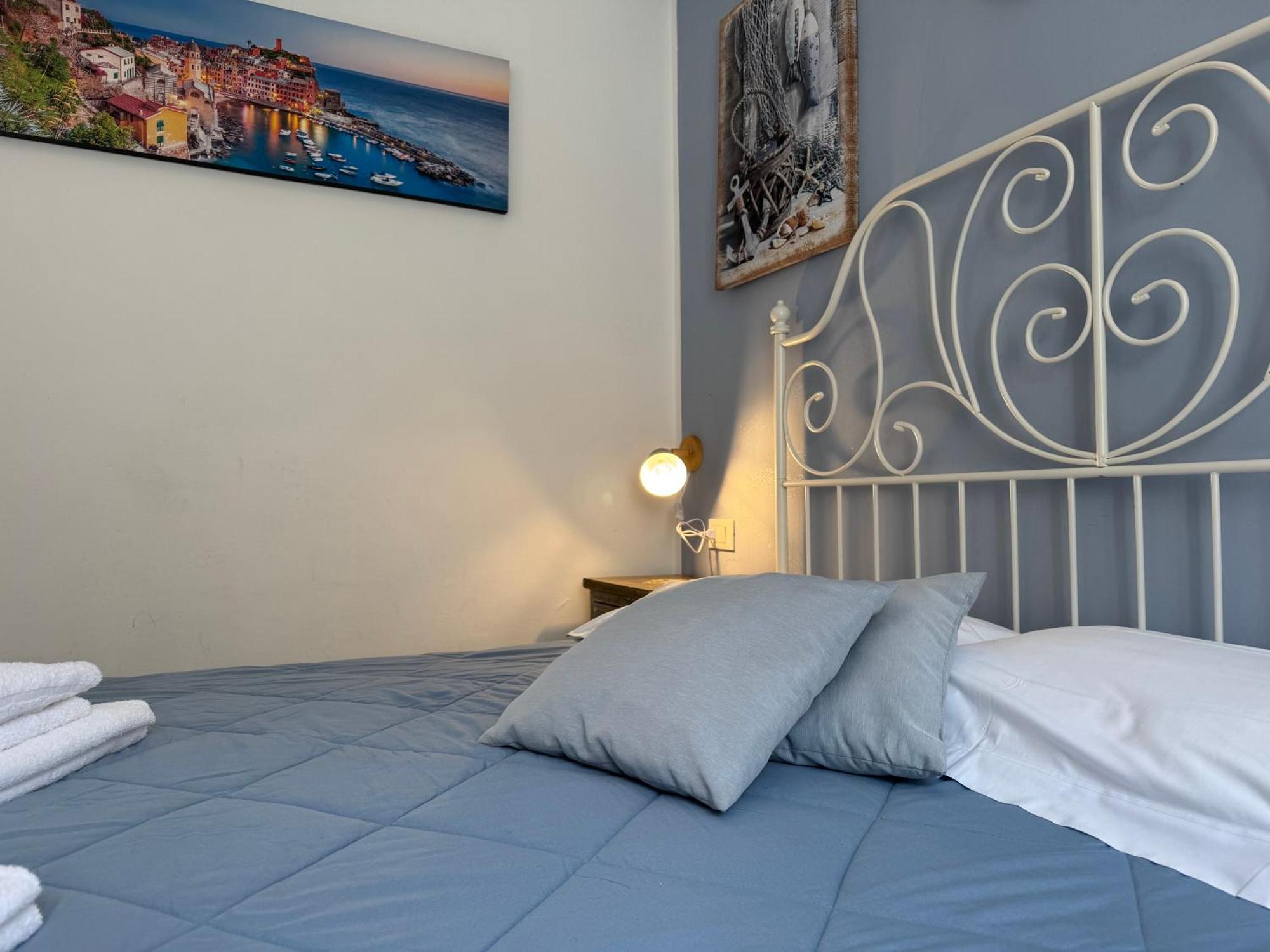 Pippo A Vernazza Rooms Екстер'єр фото