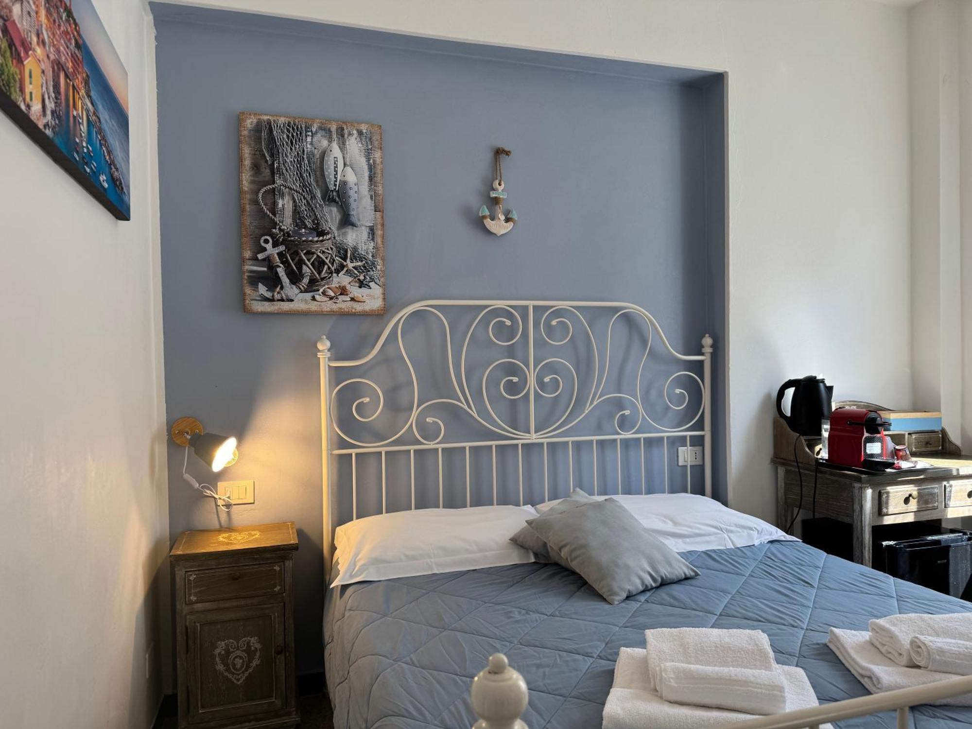 Pippo A Vernazza Rooms Екстер'єр фото